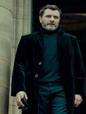 Furies S01 Parques Black Velvet Coat