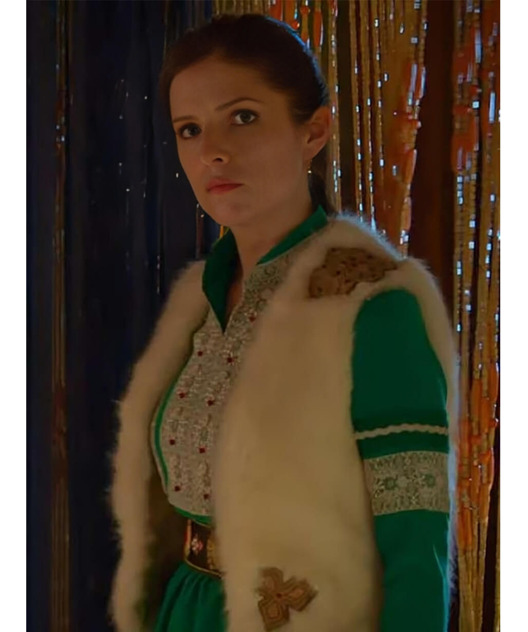 Noelle Anna Kendrick White Vest