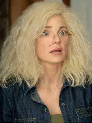Anna Faris Scary Movie Cindy Blue jacket